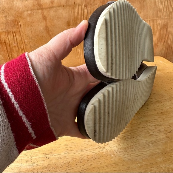 Pedro Garcia Metallic Leather Flat Low Heel Open Toe Sandals - Picture 13 of 16